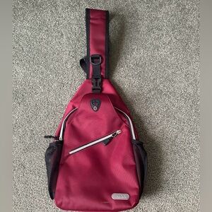 One strap backpack